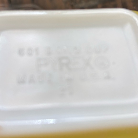 PYREX VERDE REFRIGERATOR SET - Picture 9 of 10